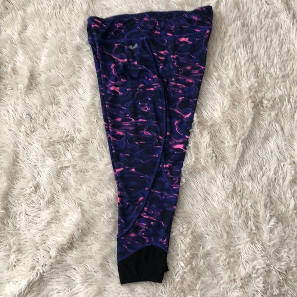 Avia workout Capri - Picture 3 of 5